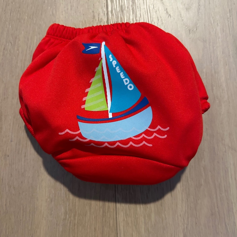 NWOT Speedo UV 50+ Red Sailboat Swim Diaper for Babies Size 0-6M Summer ~ Beach!
